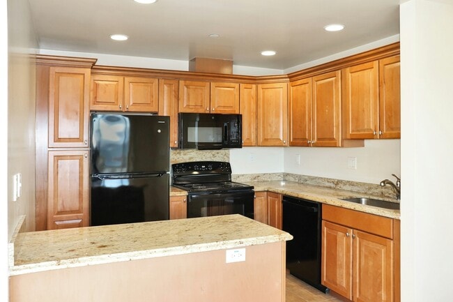 Building Photo - 55 Marinero Cir