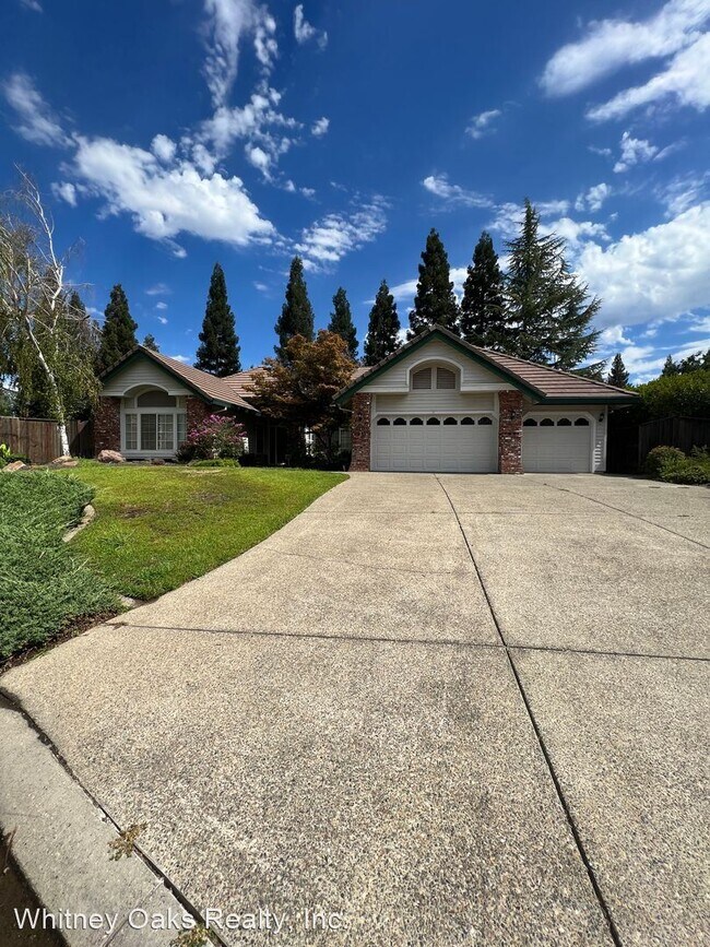 Foto del edificio - 4 br, 3 bath House - 120 Heaton Court