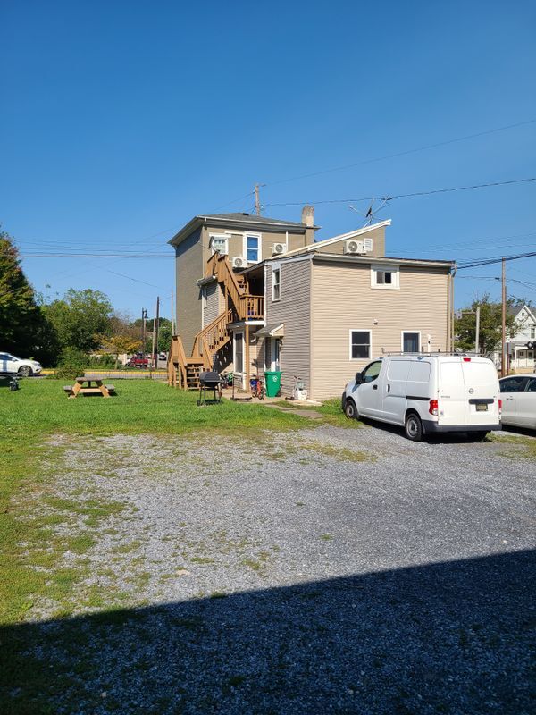 Building Photo - 278 W North St