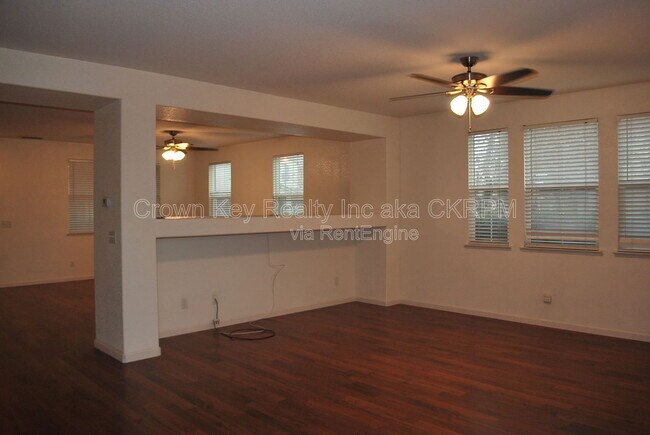 Foto del edificio - 297 Emory Oak Pl