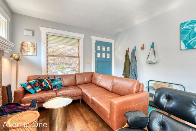Foto del edificio - 3 br, 2 bath House - 521 N 84th St