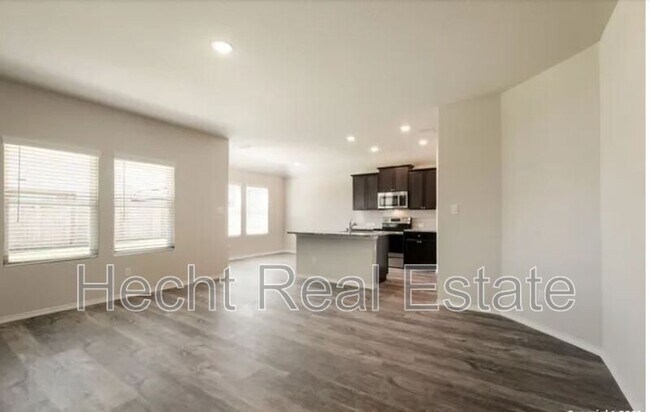 Foto del edificio - 2448 Kylie Way