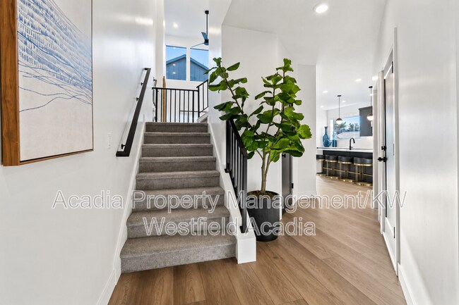 Building Photo - 6760 S 300 E