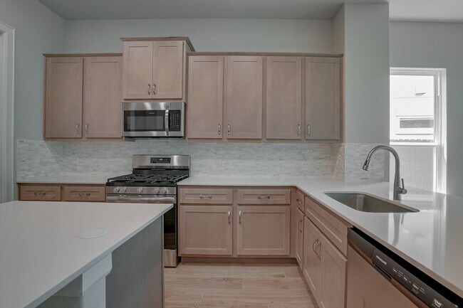 Building Photo - 601 C-Bar Ranch Trl
