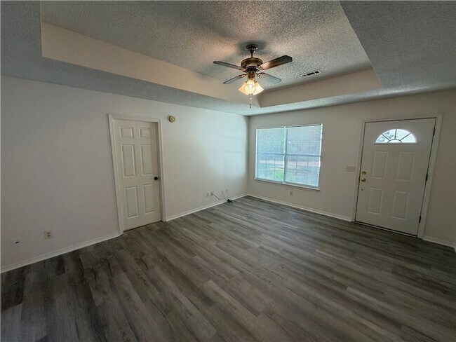 Foto del edificio - 1272 Tradition Ave