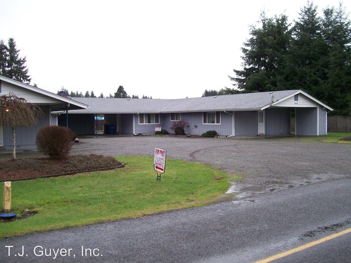 Building Photo - 8440 178th Ave SW