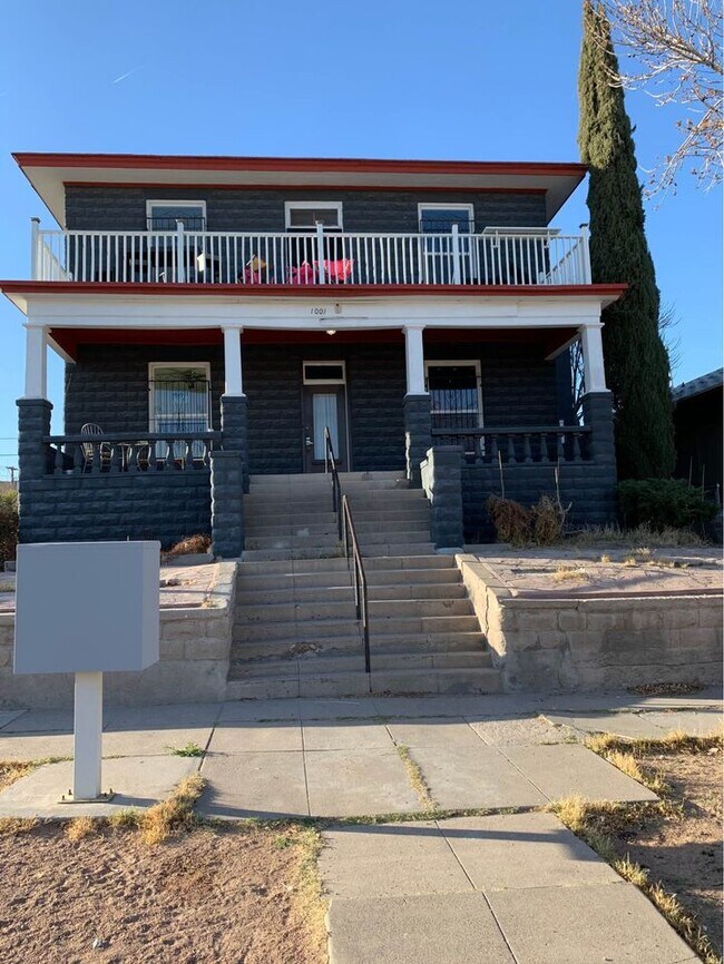 Building Photo - 1001 E Nevada Ave