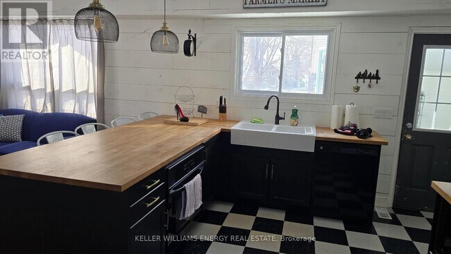 Photo du bâtiment - 34 Captains Dr