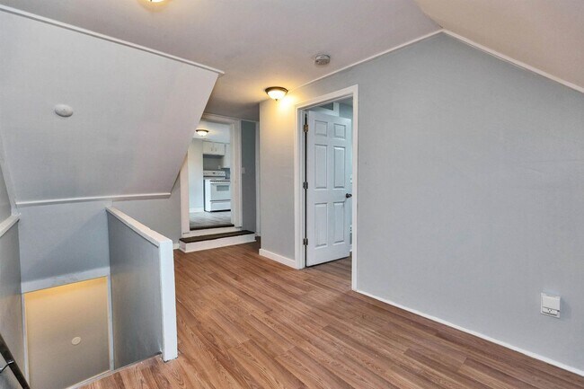 Foto del edificio - 27 School, D