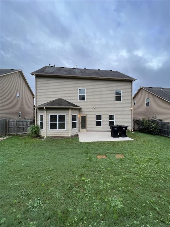 Foto del edificio - 3605 Fallen Oak Ln