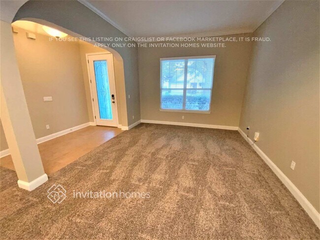 Building Photo - 133 W Village Dr