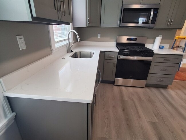 Building Photo - 0 Pleasant St