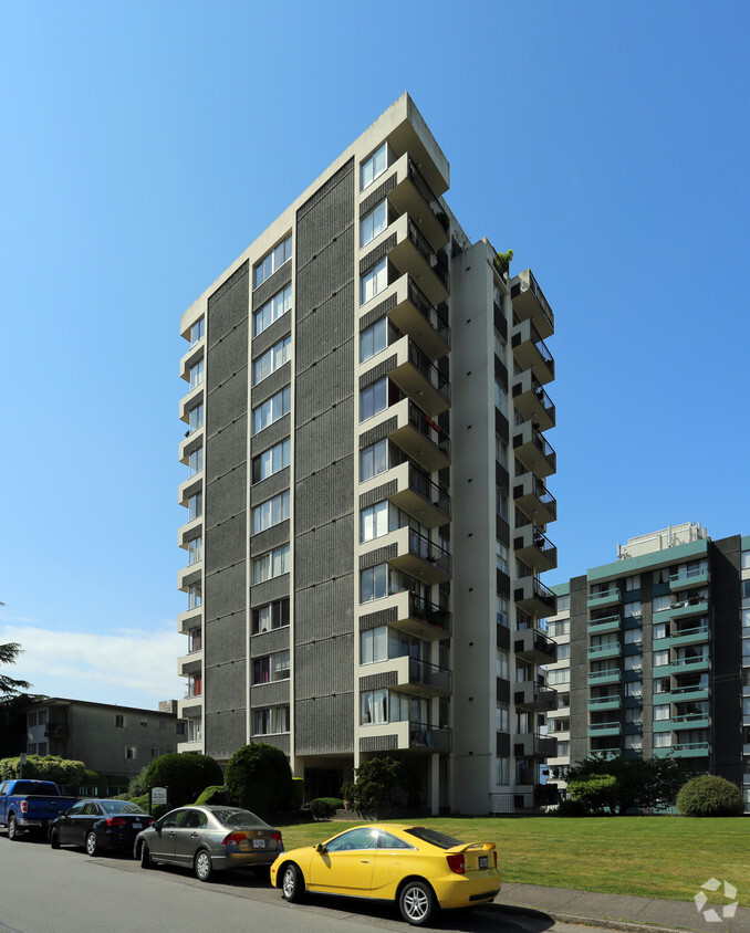 Building Photo - St. Roch Apartments