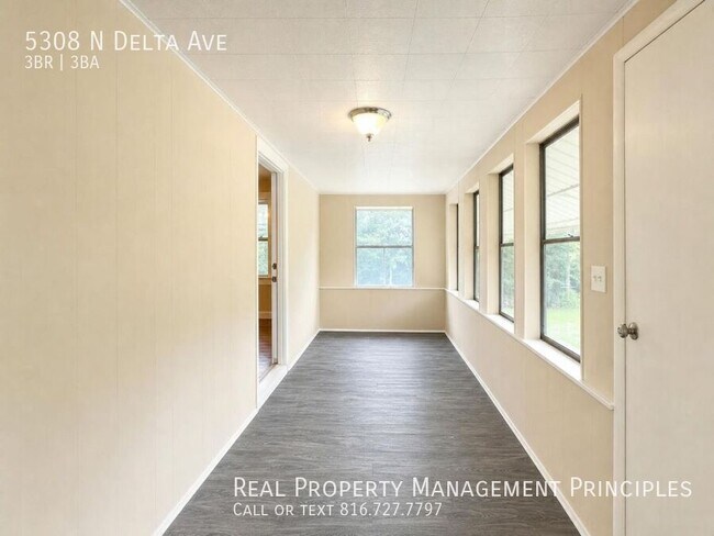 Building Photo - 5308 N Delta Ave