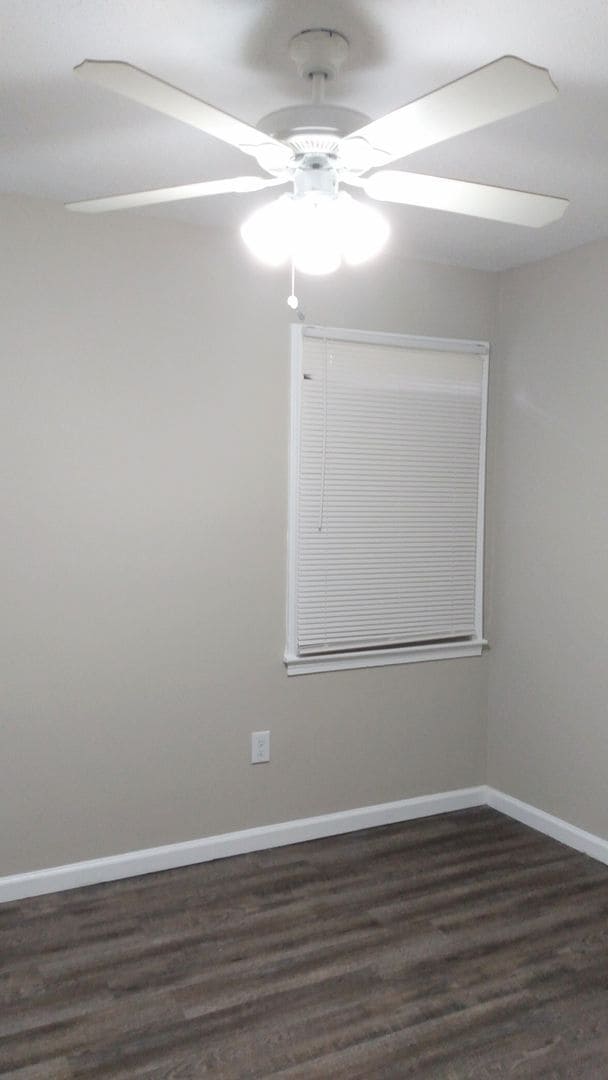 Building Photo - Charming 4 Bedroom Home with Carport in Memphis! - Open To Section 8