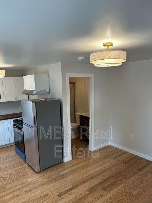 Photo - 1338 W Monroe St Apartment