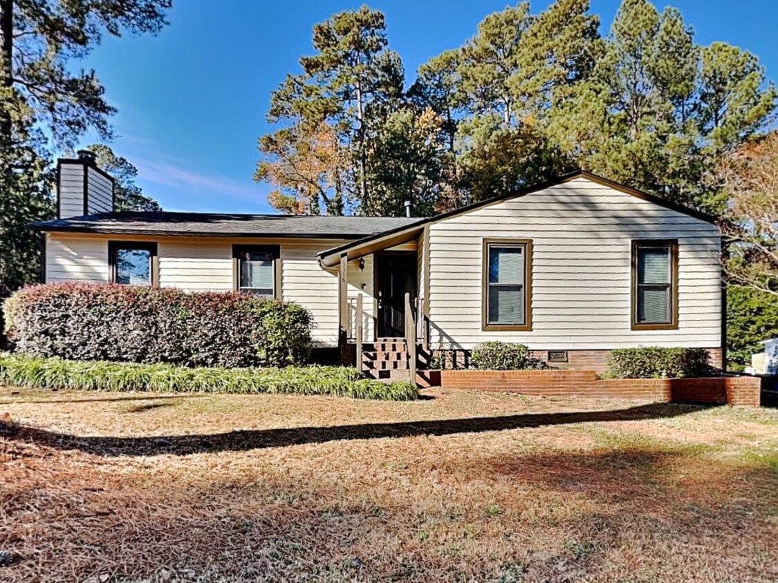 Primary Photo - 3318 Courtland Dr