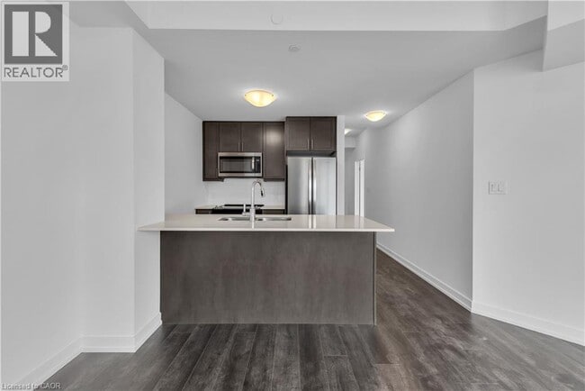 Photo du bâtiment - 10 Mallard Trl