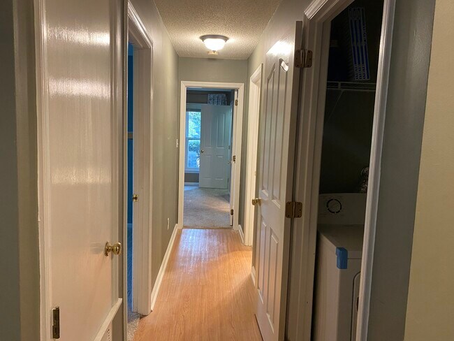 Foto del edificio - 10229 Rose Meadow Ln