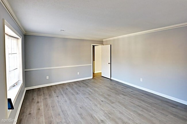 Foto del edificio - 3343 Herrenhut Rd