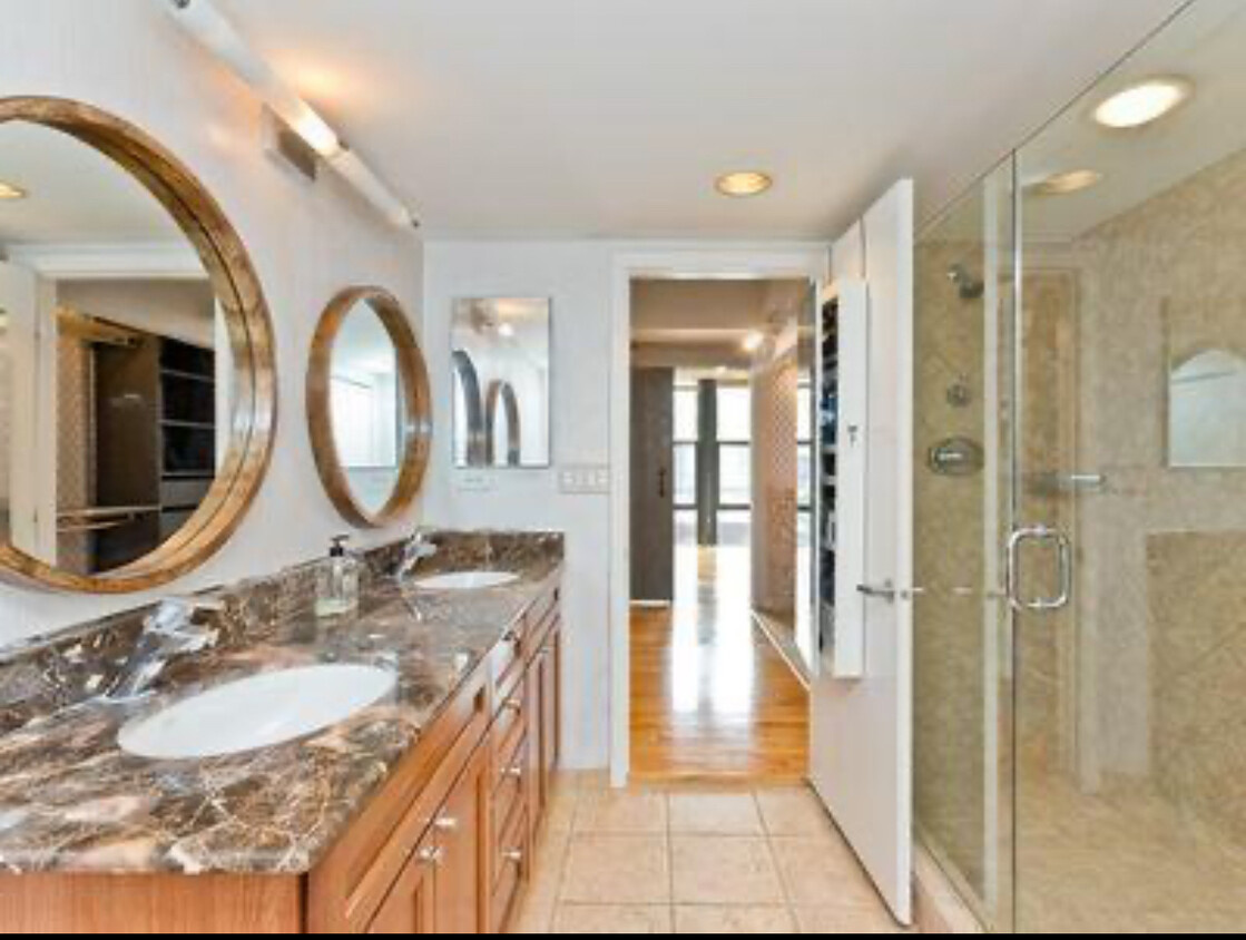 master bathroom - 1070 W 15th St