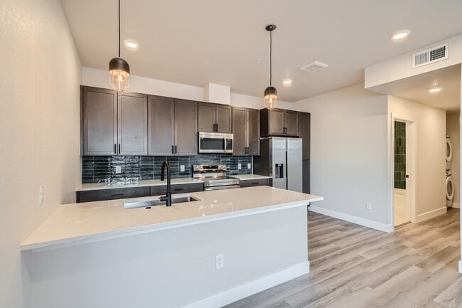 Kitchen - 1208 Quitman St