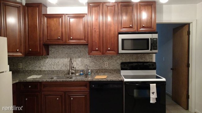 Building Photo - 3 br, 2 bath House - 632 Copper Kettle Dr