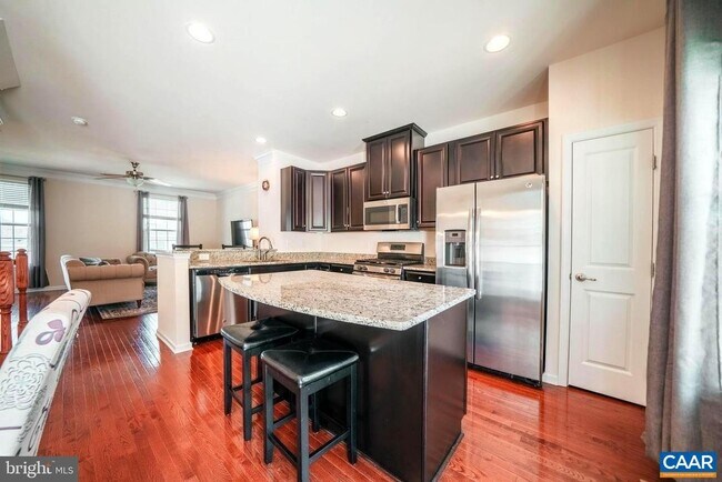 Foto del edificio - 2111 Elm Tree Knoll