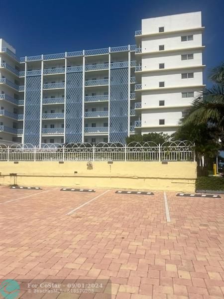 Foto del edificio - 2001 S Surf Rd