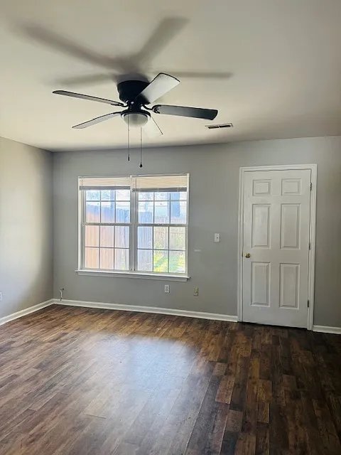 Foto del edificio - 1206 E 53rd St