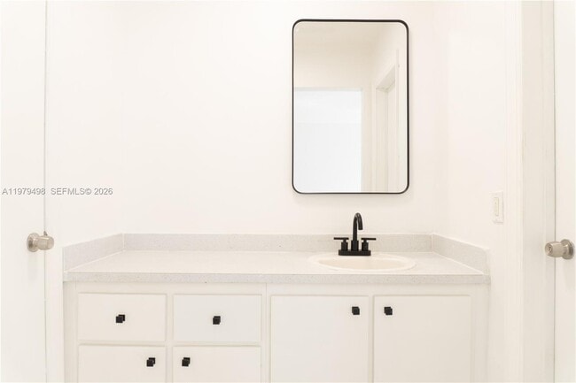 Foto del edificio - 1525 NW 19th Terrace