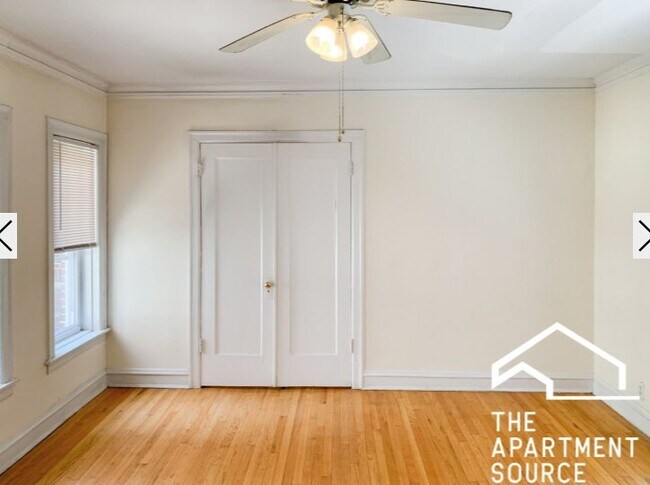 Building Photo - 5208 N Damen Ave