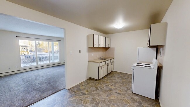 Building Photo - 9807-9108 108 Ave