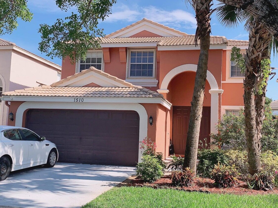 Foto principal - 1510 Running Oak Ln
