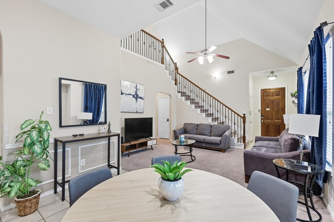 Building Photo - 8304 Timberbrook Ln