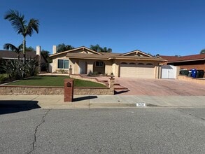 Building Photo - 7658 Cornel Ct