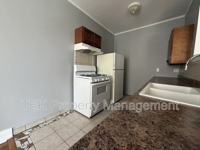 Foto del edificio - 189 Lake Ave