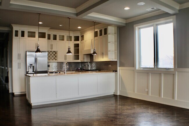 Foto del edificio - 4029 S Ellis Ave