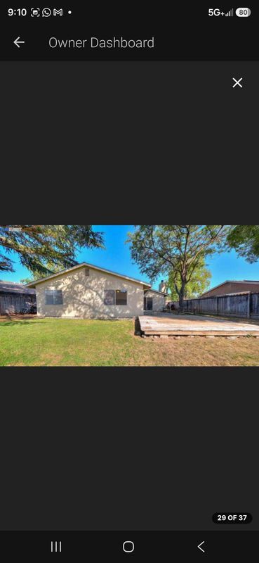 Foto del edificio - 915 Almond Blossom Dr