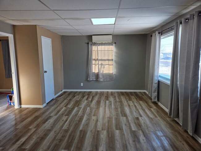 Foto del edificio - 1331 W 22nd St