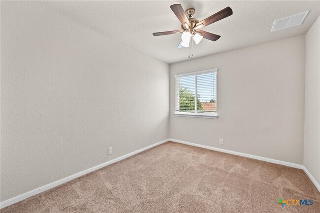 Building Photo - 110 Brazoria Trail
