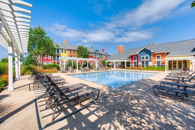 Building Photo - The Domain at Bennett Farms