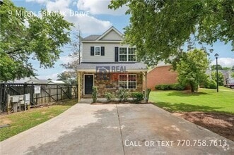 Building Photo - 9 Middlebrook Dr