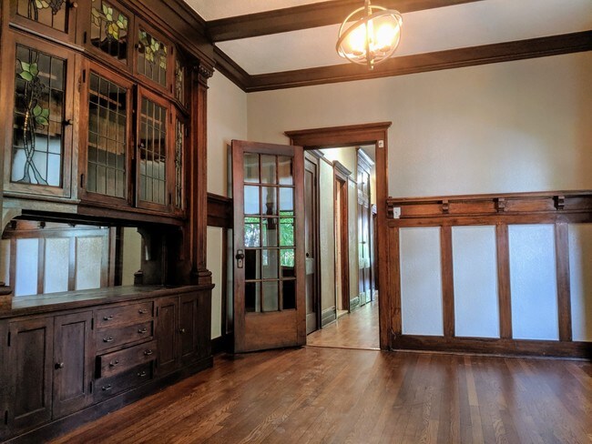 Foto del edificio - 1444 N Humboldt Ave