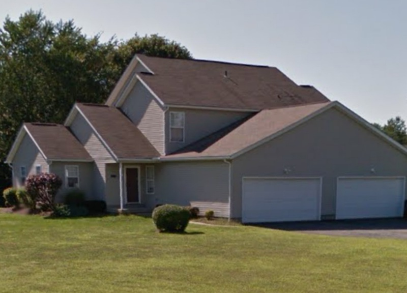 Primary Photo - 2427 Meadow Spring Cir