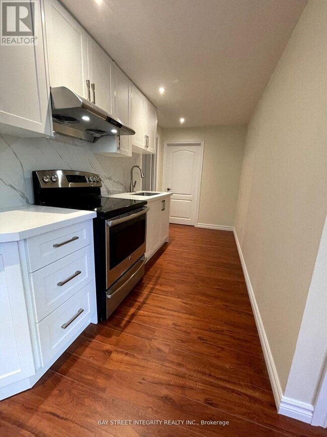 Photo du bâtiment - 320 Drewry Ave