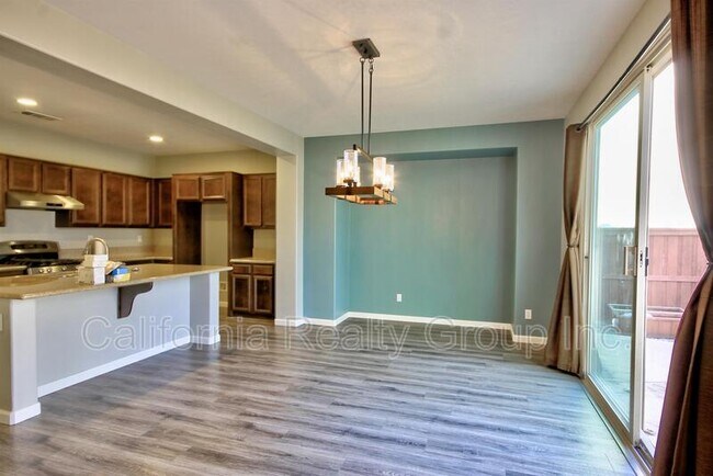 Foto del edificio - 36947 Bay Hill Dr