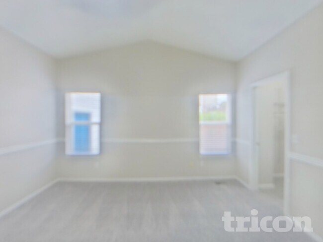 Building Photo - 5950 Fescue Dr