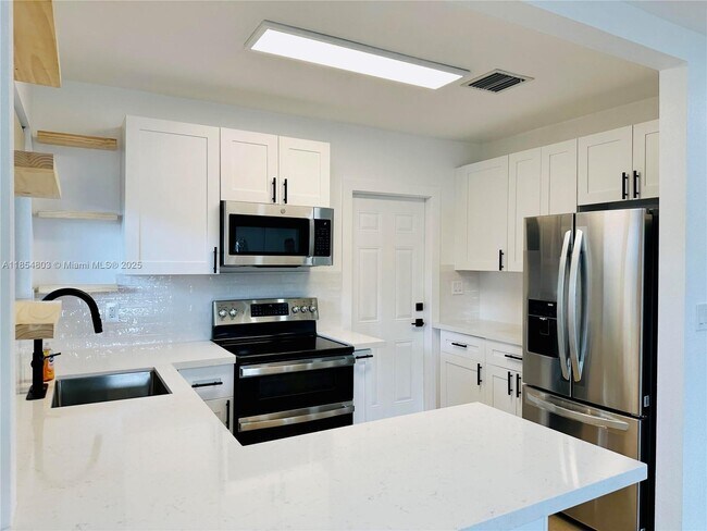 Building Photo - 12225 NW 17th Pl
