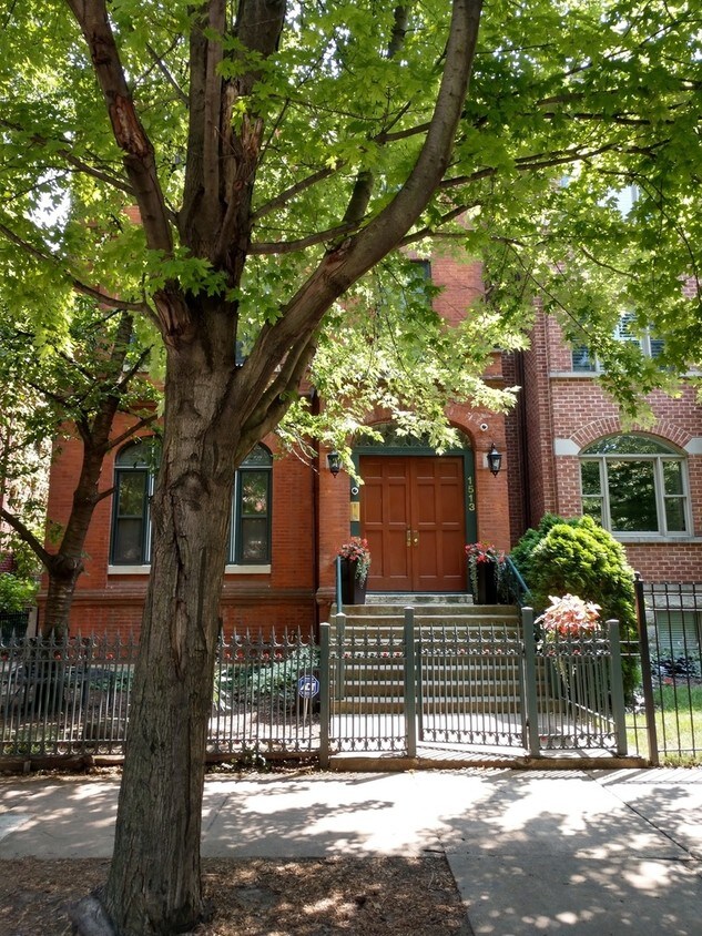 Primary Photo - 1513 W Adams St